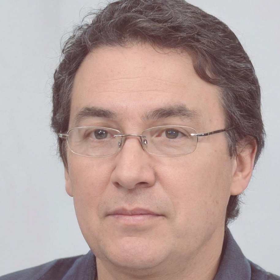 Portrait of Tariq Oyelaran